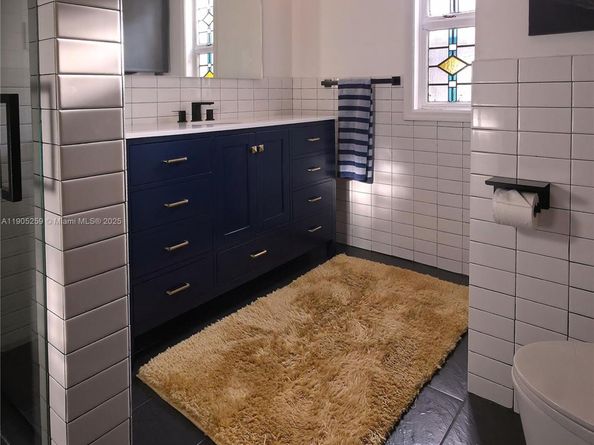 1368 Normandy Dr, Miami Beach FL 33141