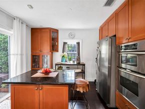 1368 Normandy Dr, Miami Beach FL 33141