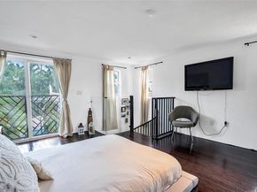 1368 Normandy Dr, Miami Beach FL 33141