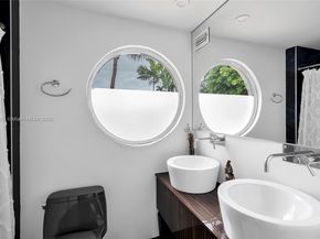 1368 Normandy Dr, Miami Beach FL 33141