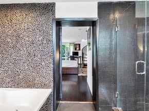 1368 Normandy Dr, Miami Beach FL 33141