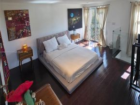 1368 Normandy Dr, Miami Beach FL 33141