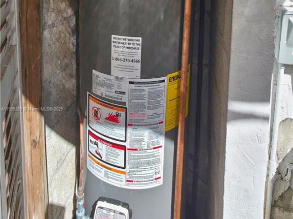 1368 Normandy Dr, Miami Beach FL 33141