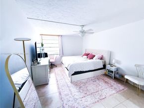 450 Commodore Dr 306, Plantation FL 33325