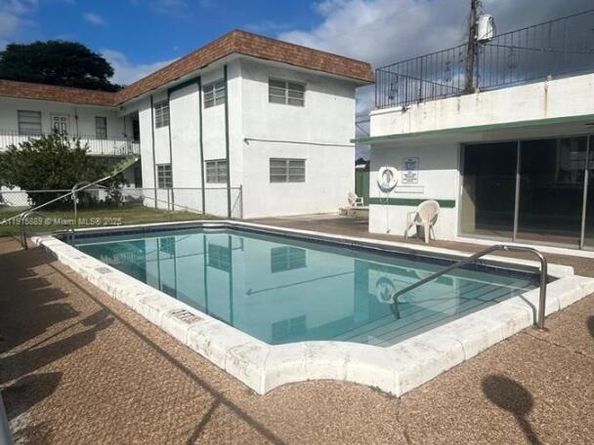 2219 Polk St 9A, Hollywood FL 33020