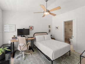 5 NW 107th St, Miami Shores FL 33168