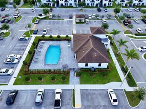15500 SW 136th St 202, Miami FL 33196