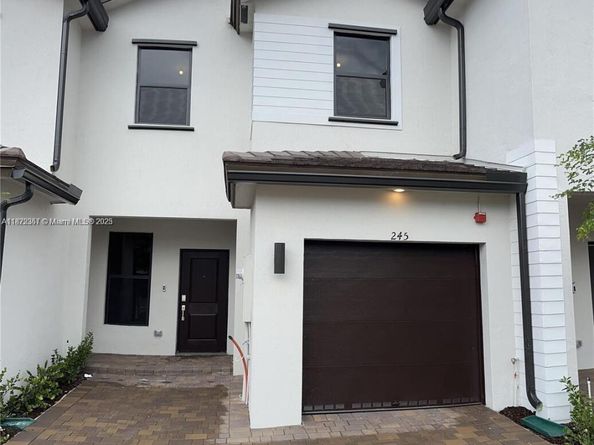 245 SW 159 Court, Pembroke Pines FL 33027