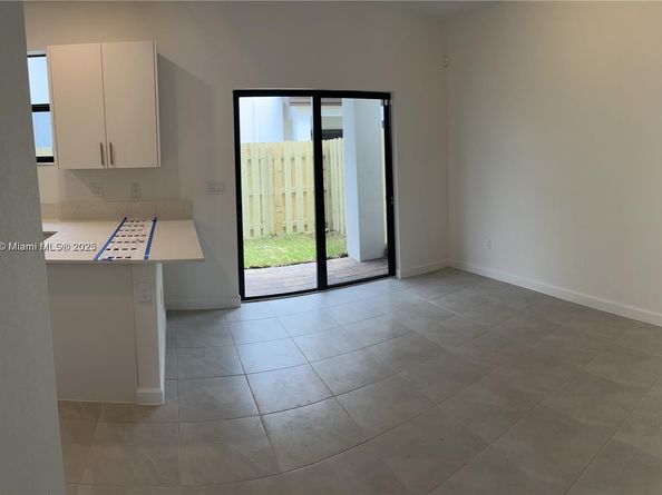 245 SW 159 Court, Pembroke Pines FL 33027