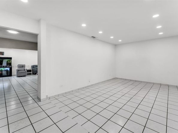 1730 SW 102nd Ave, Miami FL 33165