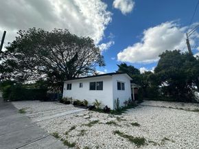 7460 NW 17th Ave, Miami FL 33147