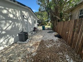 7460 NW 17th Ave, Miami FL 33147