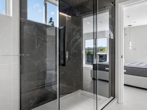 3830 NE 171st St, North Miami Beach FL 33160