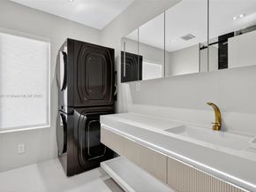 3830 NE 171st St, North Miami Beach FL 33160