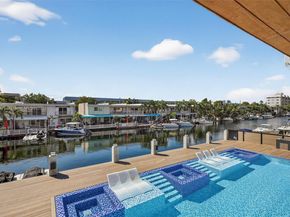 3830 NE 171st St, North Miami Beach FL 33160