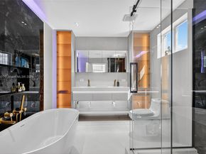 3830 NE 171st St, North Miami Beach FL 33160