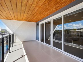 3830 NE 171st St, North Miami Beach FL 33160