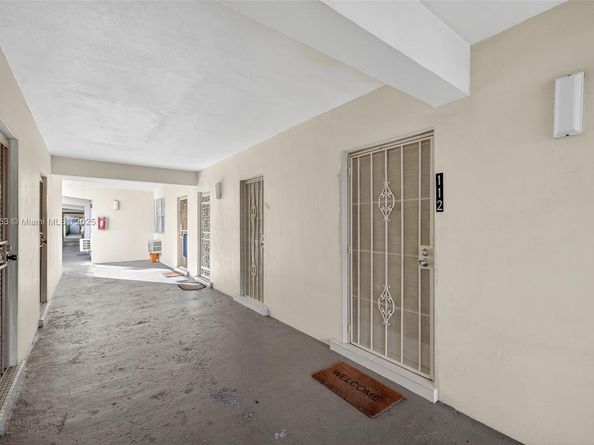 16801 NE 13th Ave 112, Miami FL 33162