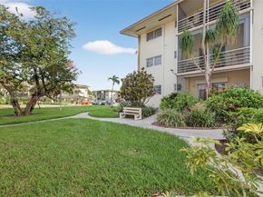 16801 NE 13th Ave 112, Miami FL 33162