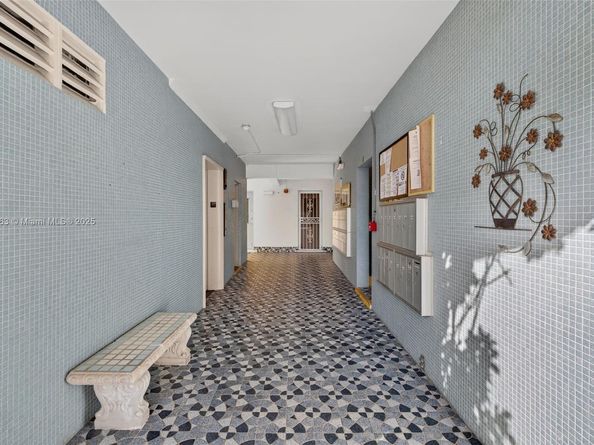 16801 NE 13th Ave 112, Miami FL 33162