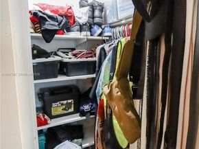 571 E 60th St, Hialeah FL 33013