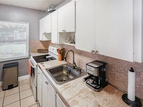 571 E 60th St, Hialeah FL 33013