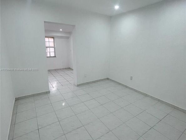 421 NW 33rd Ave, Miami FL 33125