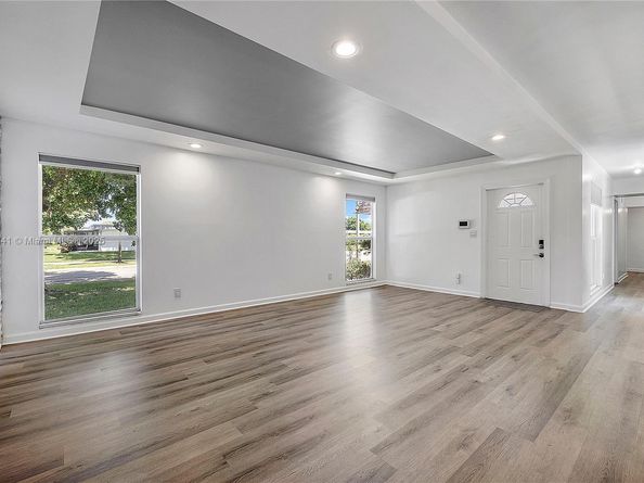6703 Brookwood Blvd, Tamarac FL 33321