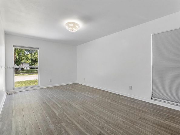 6703 Brookwood Blvd, Tamarac FL 33321