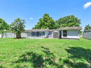 6703 Brookwood Blvd, Tamarac FL 33321