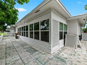 6905 NW 73rd St, Tamarac FL 33321