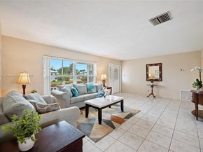 6905 NW 73rd St, Tamarac FL 33321