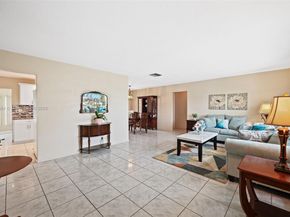 6905 NW 73rd St, Tamarac FL 33321