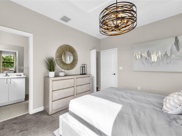 12972 SW 233rd Ter, Homestead FL 33032