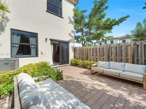 12972 SW 233rd Ter, Homestead FL 33032