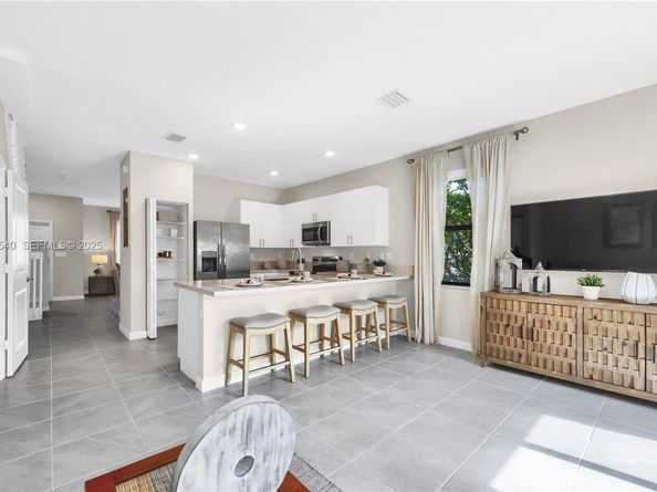 12972 SW 233rd Ter, Homestead FL 33032