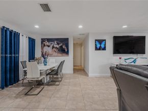 10351 SW 49th St, Miami FL 33165