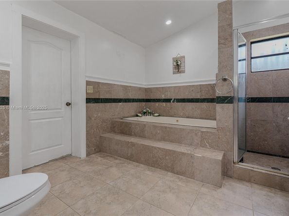 10351 SW 49th St, Miami FL 33165
