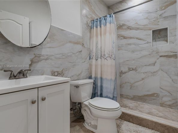 10351 SW 49th St, Miami FL 33165