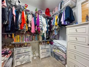 10351 SW 49th St, Miami FL 33165