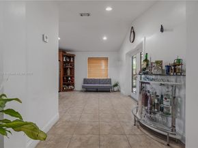 10351 SW 49th St, Miami FL 33165