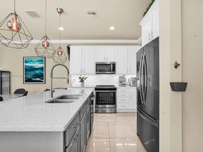 3936 Mahogany Ln, Hollywood FL 33021