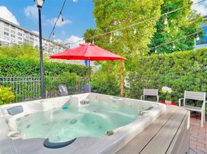 3936 Mahogany Ln, Hollywood FL 33021