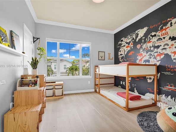 3936 Mahogany Ln, Hollywood FL 33021