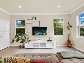 3936 Mahogany Ln, Hollywood FL 33021