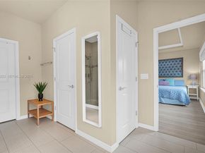 3936 Mahogany Ln, Hollywood FL 33021