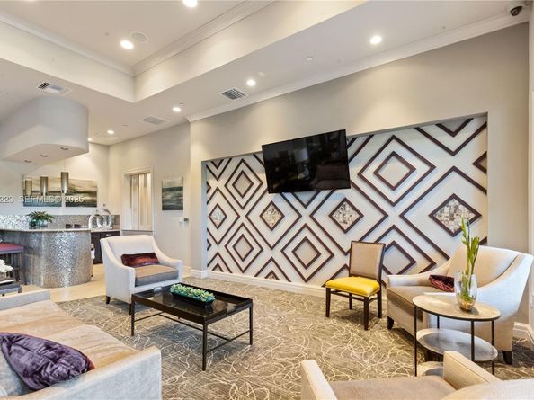 3936 Mahogany Ln, Hollywood FL 33021