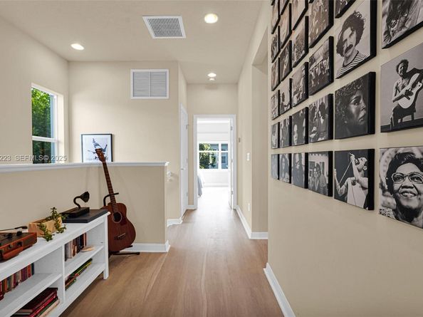 3936 Mahogany Ln, Hollywood FL 33021