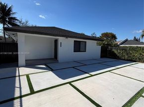 18940 SW 113th Ct, Miami FL 33157