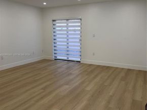 18940 SW 113th Ct, Miami FL 33157